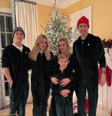 Tennessee James Toth with his family.